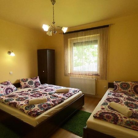 Pandora Pool Apartman Hajdúszoboszló Extérieur photo