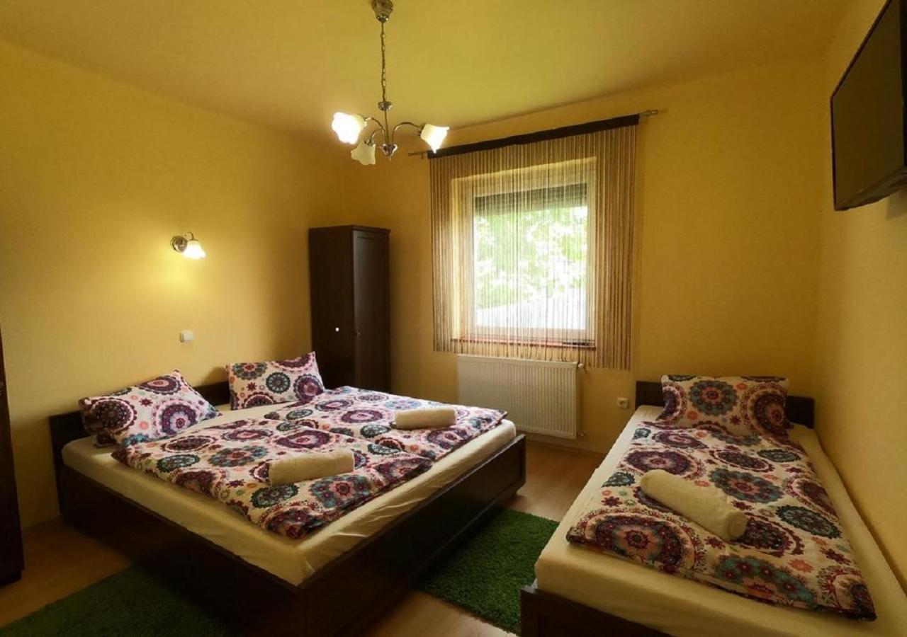 Pandora Pool Apartman Hajdúszoboszló Extérieur photo